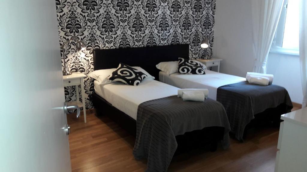 Blue Star Luxury Apartment San Giovanni - Colosseo Roma Ngoại thất bức ảnh